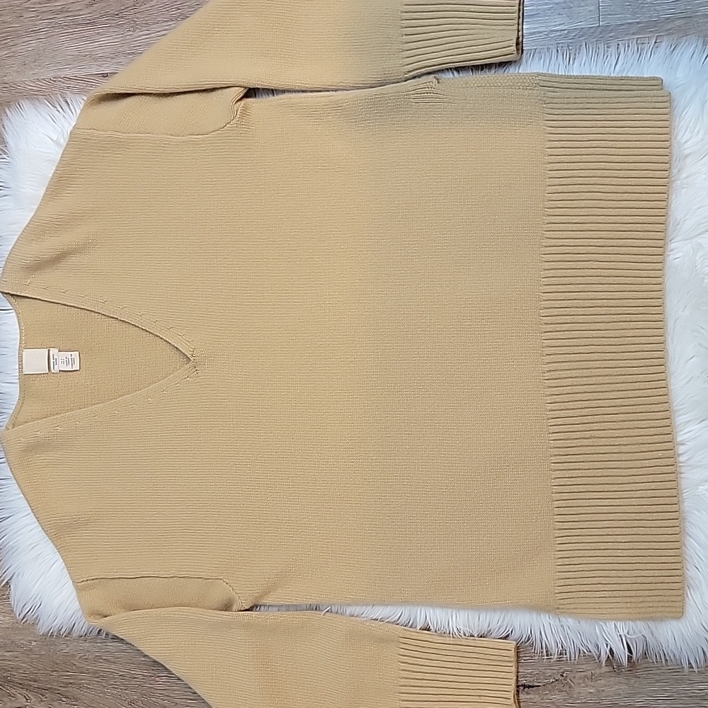 Cozy Tan Wool Blend  V-Neck Oversized Sweater - Picture 12 of 14